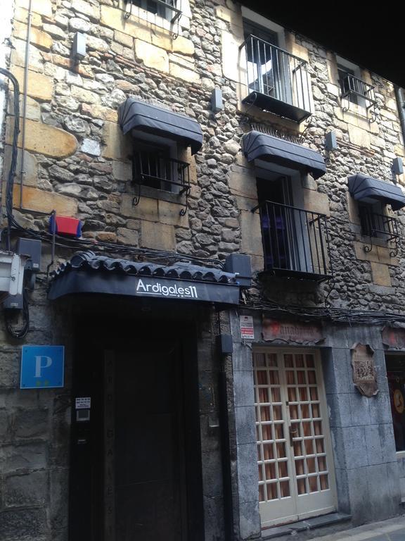 Hotel Ardigales 11 Castro Urdiales Esterno foto