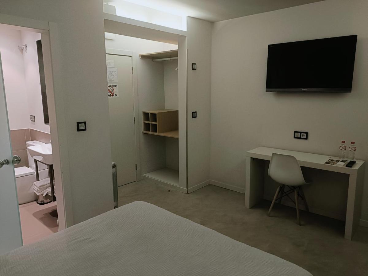 Hotel Ardigales 11 Castro Urdiales Esterno foto