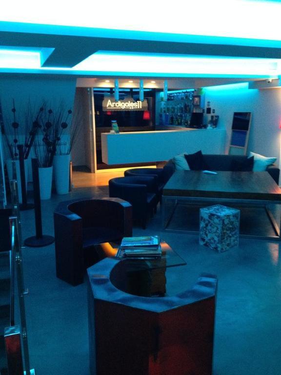 Hotel Ardigales 11 Castro Urdiales Esterno foto